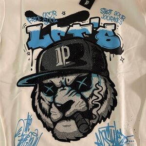 Left Point, Italian luxury crewneck sweater